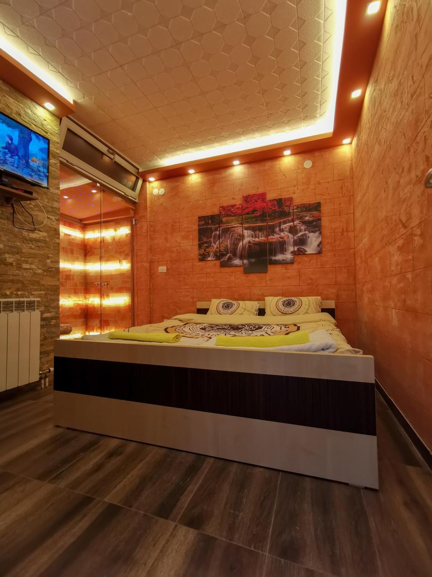 Spa Apartman Red Passion Appartement Belgrado Buitenkant foto